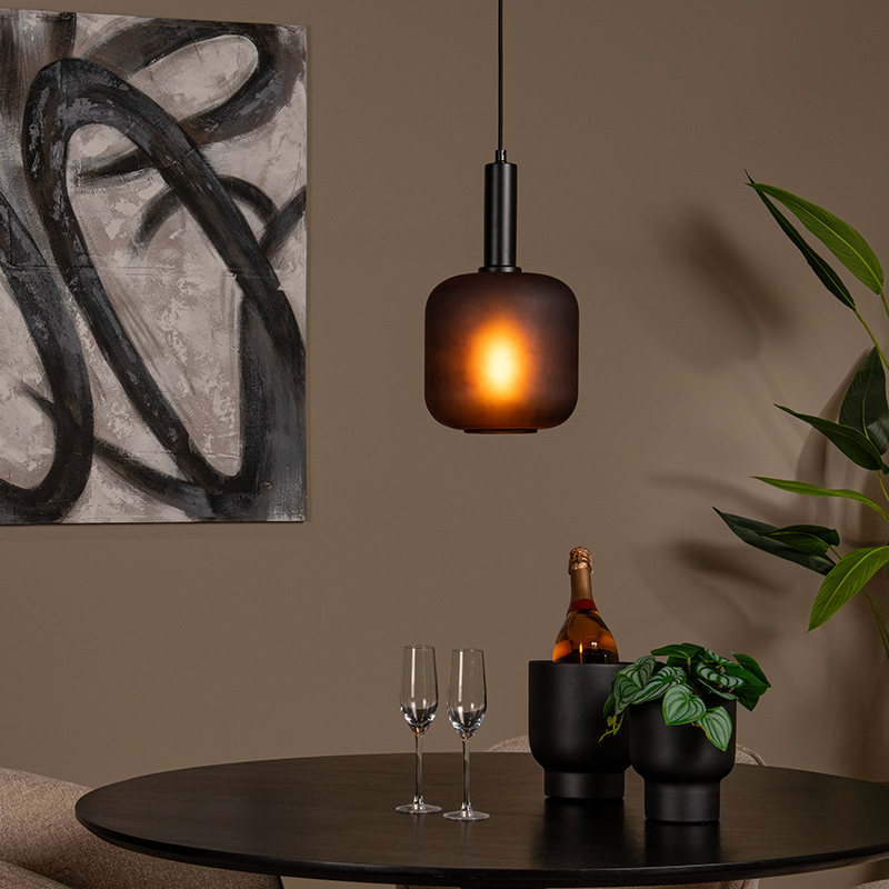 Czarna lampa wisząca nowoczesna, Eloise