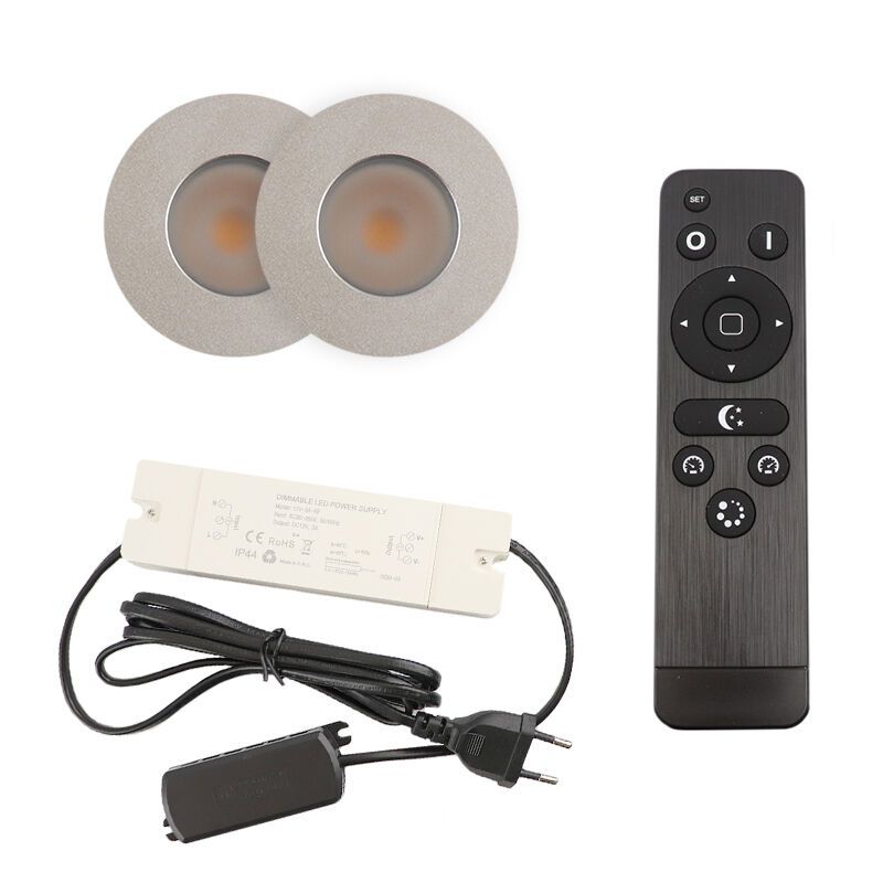 2 oprawy sufitowe wpuszczane chromowane na werandy Dico, IP65, z zestawem przyłączeniowym i pilotem 2 oprawy sufitowe wpuszczane chromowane na werandy Dico, IP65, z zestawem przyłączeniowym i pilotem