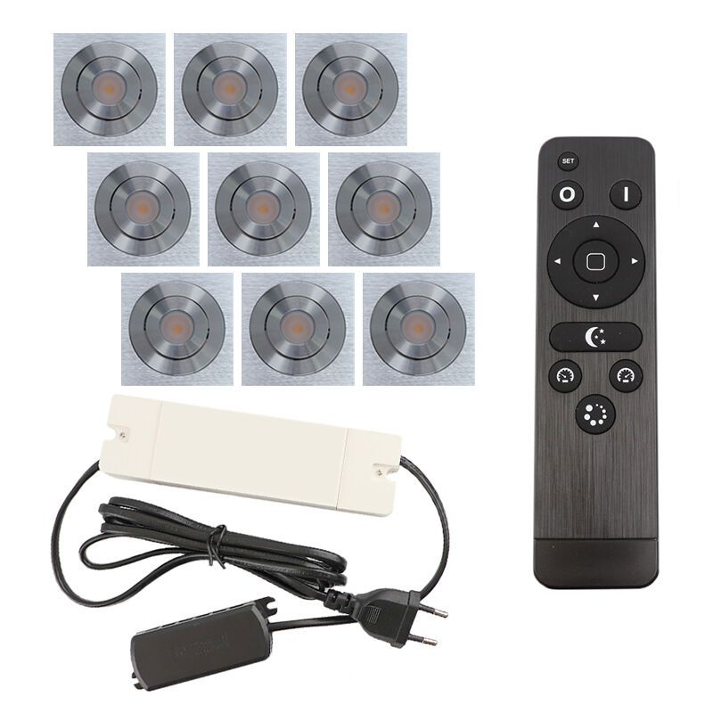 9 uchylne oprawy sufitowe wpuszczane na werandy Rona kwadrat, IP44, z zestawem przyłączeniowym i pilotem, chrom