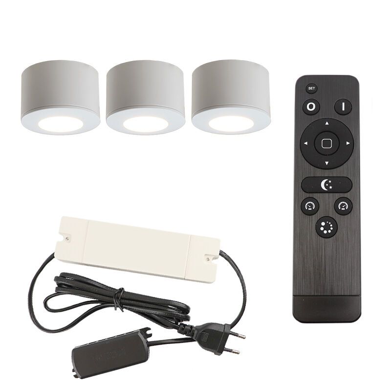 3 okrągłe oprawy natynkowe białe na werandy Vasso, IP44, z zestawem przyłączeniowym i pilotem