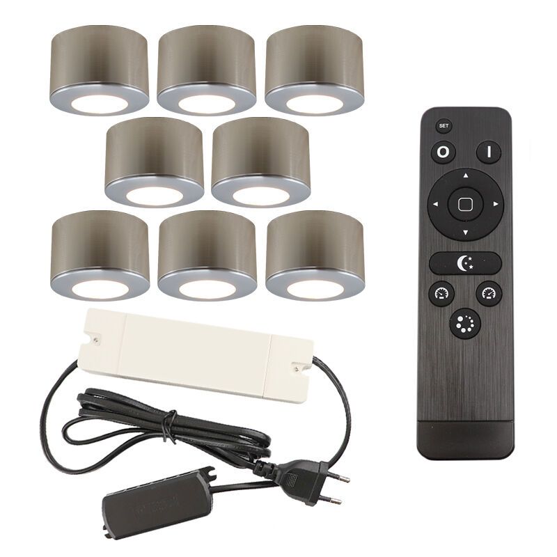 8 okrągłe oprawy natynkowe cromowane na werandy Vasso, IP44, z zestawem przyłączeniowym i pilotem 8 okrągłe oprawy natynkowe cromowane na werandy Vasso, IP44, z zestawem przyłączeniowym i pilotem