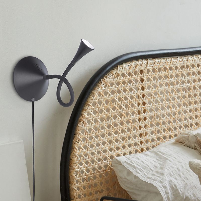 Czarna lampa stołowa nowoczesna, Yelaisa, 3W, 3000K LED, z przełącznik Czarna lampa stołowa nowoczesna, Yelaisa, 3W, 3000K LED, z przełącznik