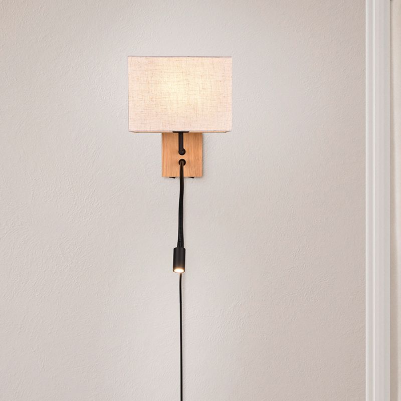 Biały kinkiet drewniany, Fransien, z przełącznik Biały kinkiet drewniany, Fransien, z przełącznik