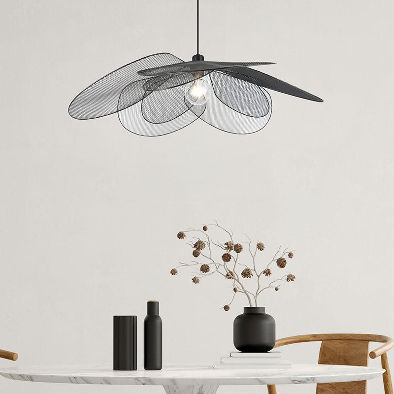 Czarna lampa wisząca nowoczesna, Lakshmi Czarna lampa wisząca nowoczesna, Lakshmi