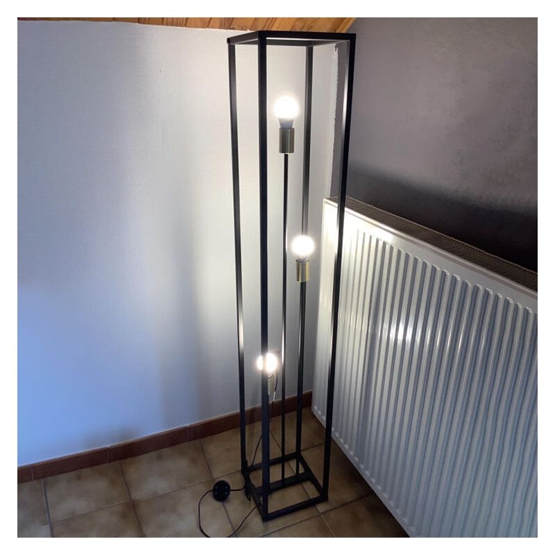 Czarna lampa stojąca nowoczesna, Fabrice, z przełącznik Czarna lampa stojąca nowoczesna, Fabrice, z przełącznik