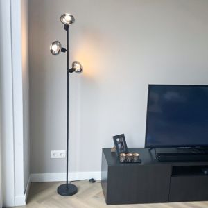 Design lampa stojąca czarna, Skip, z przełącznik