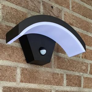 Nowoczesny kinkiet zewnętrzny z czujnikiem ruchu czarny, Annemay, 6W, 3000K LED, IP54