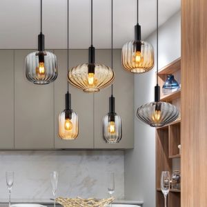 Szklana design lampa wisząca nad stół do jadalni czarna, Marjolein