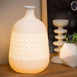 Biała lampa stołowa retro, Tiesse, z przełącznik