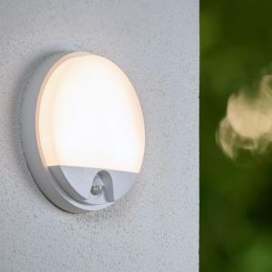 Biały kinkiet łazienkowy nowoczesny, Hups Ir, 10W, 3000K LED, IP54