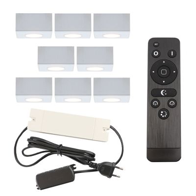 8 kwadratowe oprawy natynkowe białe na werandy Fredo, IP44, z zestawem przyłączeniowym i pilotem