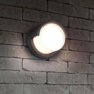 Biała lampa zewnętrzna plastikowa, Riekje, 8W, 3000K LED, IP54