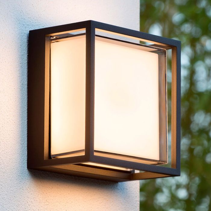 Czarna lampa zewnętrzna nowoczesna, Singa, 9,6W, 2700K LED, IP54