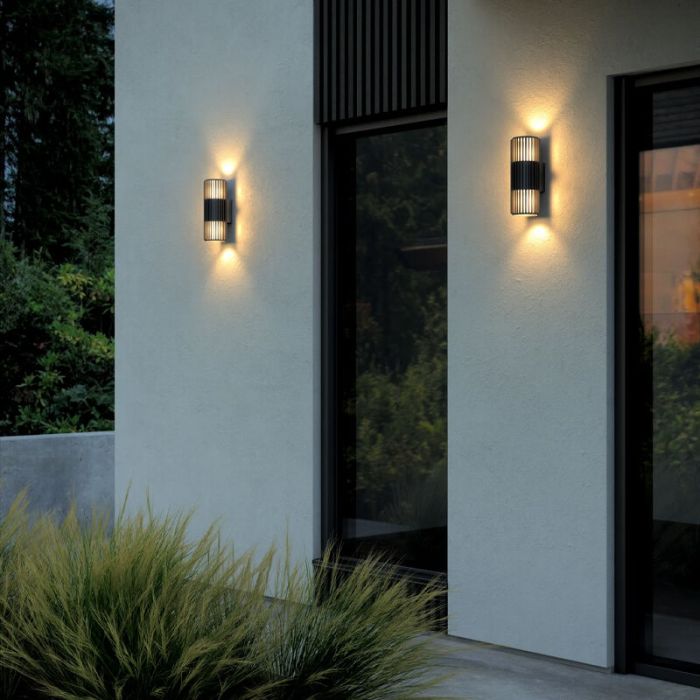 Czarna lampa zewnętrzna design, Aludra, IP54